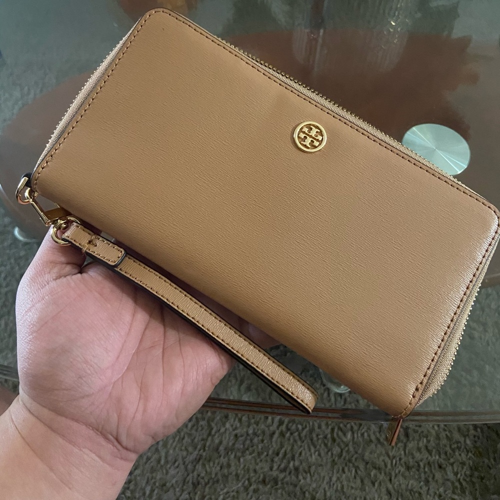 Tory Burch Wallet